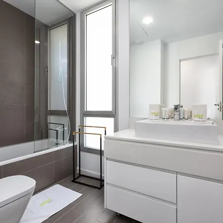Semesterbostad Vivi Homes - Sonrisa Pool, Terrace, Golf & Estepona