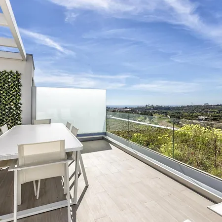 Semesterbostad Vivi Homes - Sonrisa Pool, Terrace, Golf & *