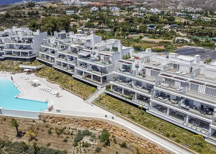 度假居 Vivi Homes - Sonrisa Pool, Terrace, Golf & 埃斯特波纳